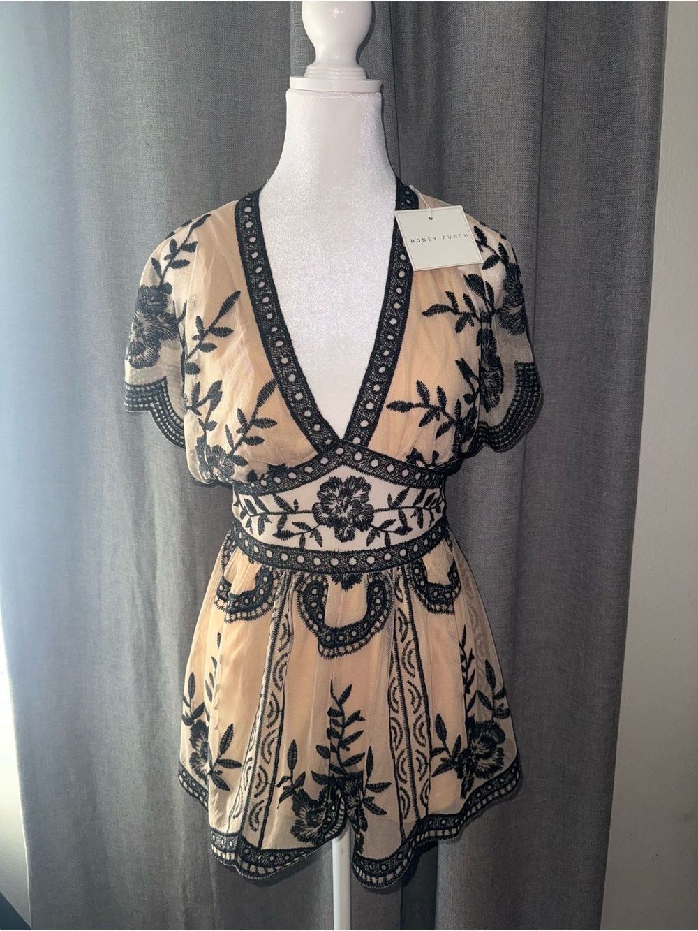 Honey Punch Beige & Black Floral Embroidered V‑Neck Romper